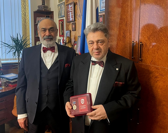 Медаль «За вклад в защиту Русского мира» II степени вручена А.Г. Костанянцу